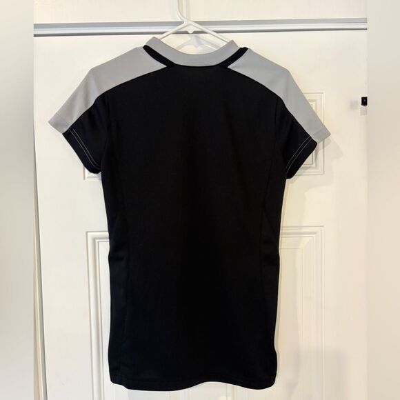 Nike Dri-Fit short sleeve v-neck athletic top - Picture 2 of 9